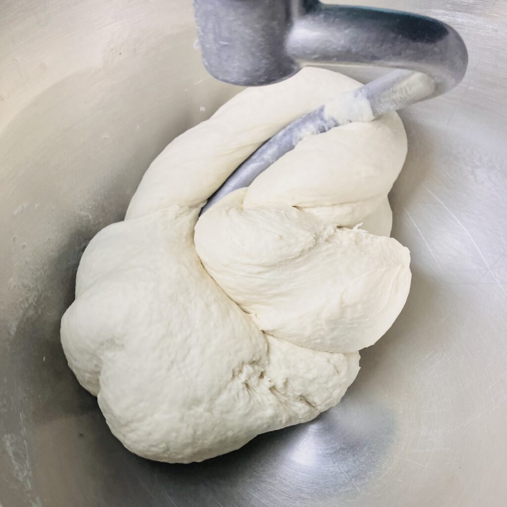Kneading bread dough of low hydration