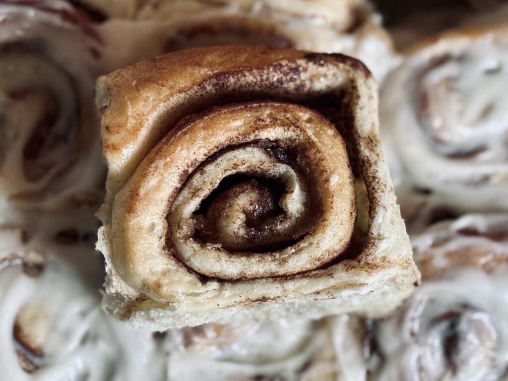 sourdough cinnamon rolls