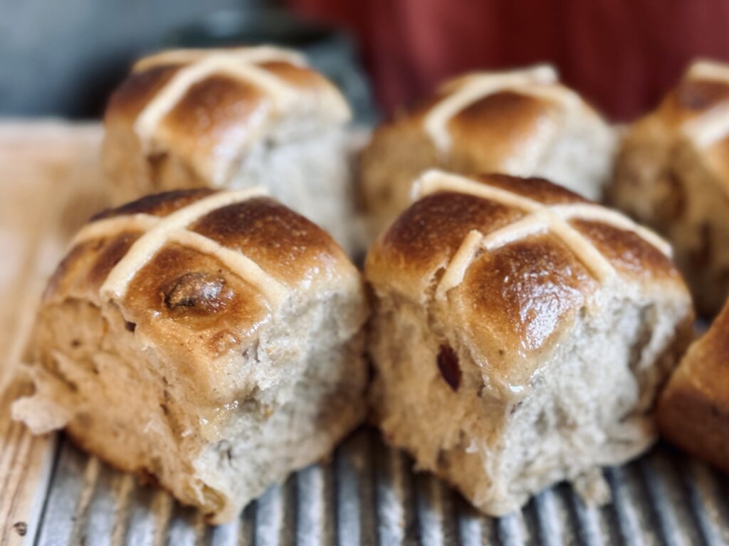 sourdough hot cross buns